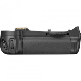 Nikon MB-D10 Multi-Power Battery Grip 